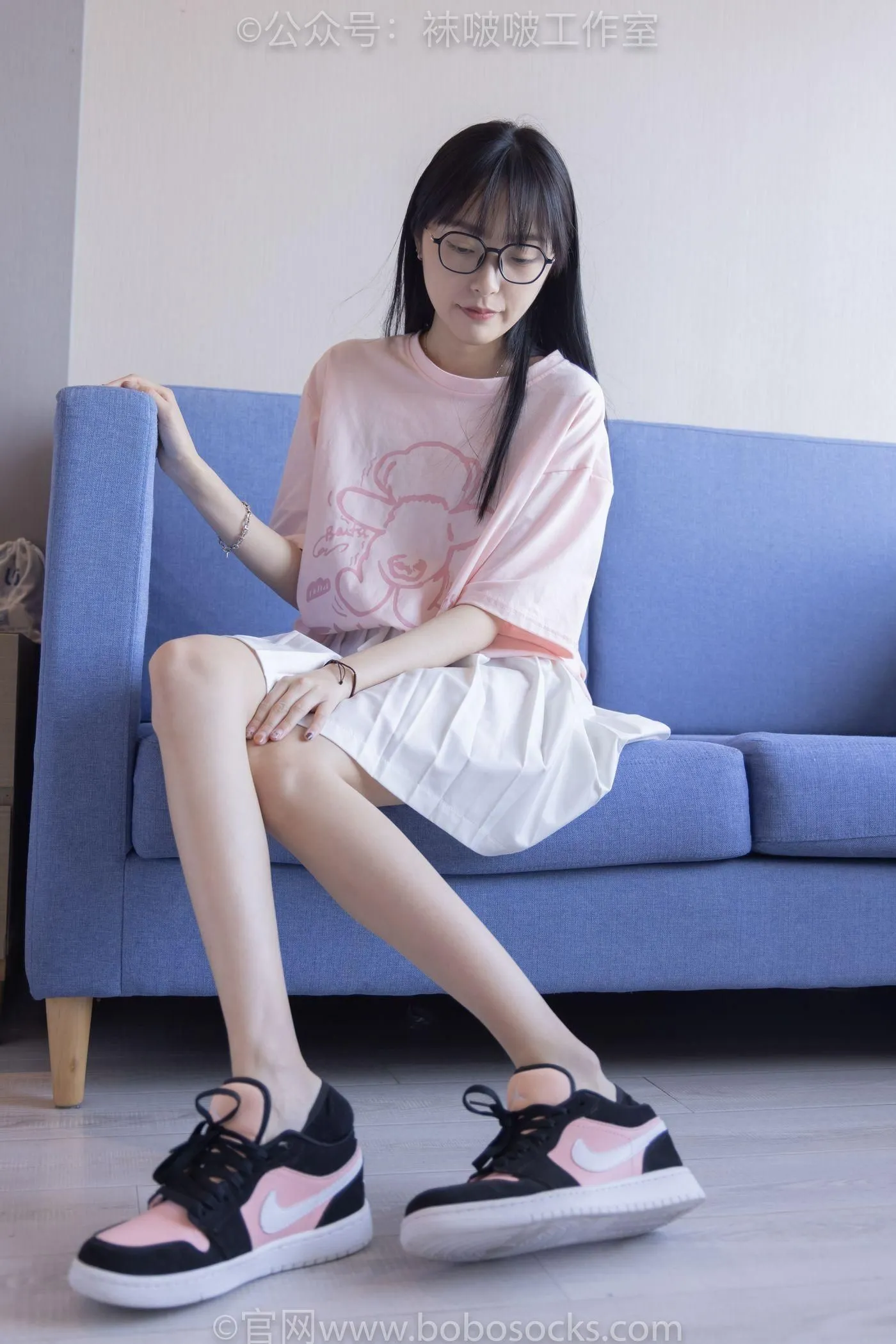 [BoBoSocks袜啵啵]NO.091 稚予-板鞋、淡粉色船袜、黑色船袜、裸足 [148P]插图9